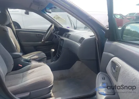 2001 Toyota Camry Ce/Le/Xle from USA, damaged, VIN 4T1BG22K51U827108